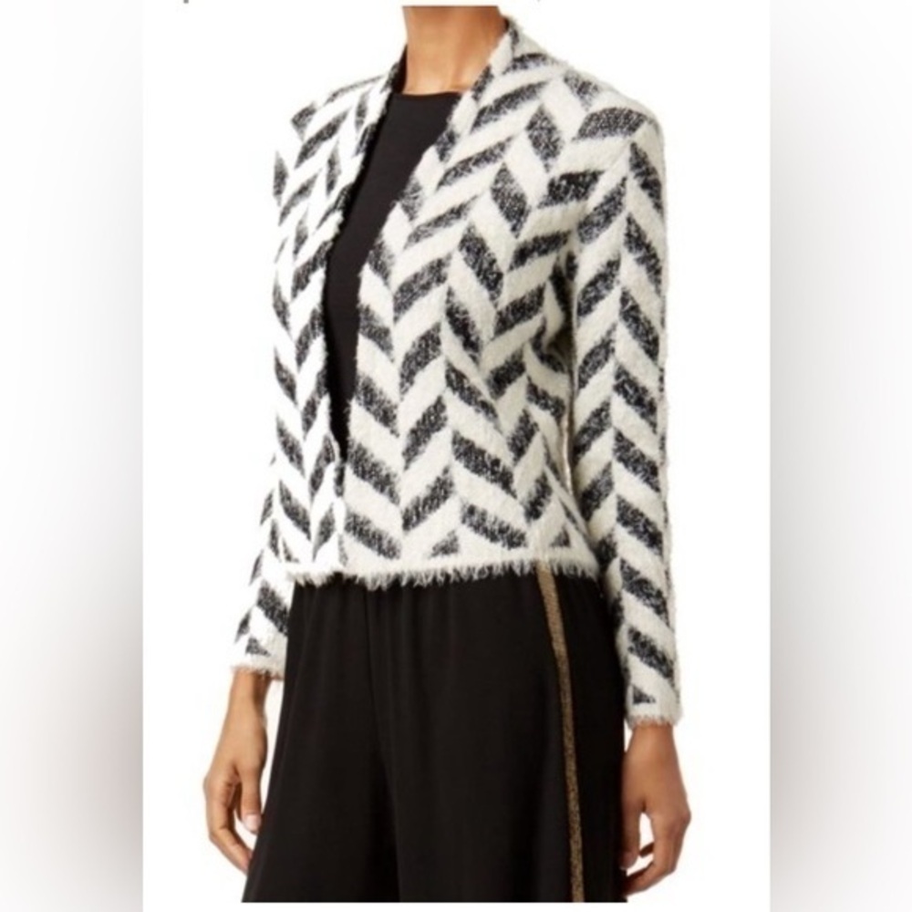 August Silk Chevron Eyelash Open Cardigan Bolero White Black Size M